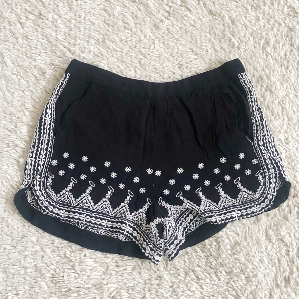 South moon under willow clay shorts